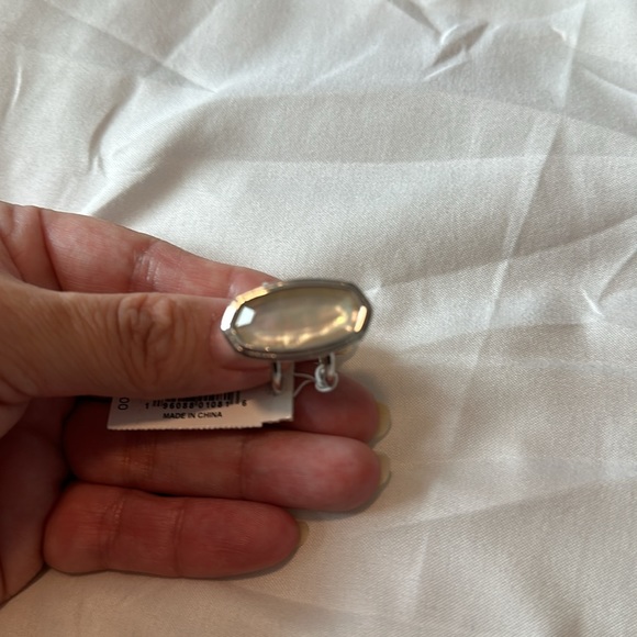 Kendra Scott Cocktail Ring NWT - Picture 2 of 5